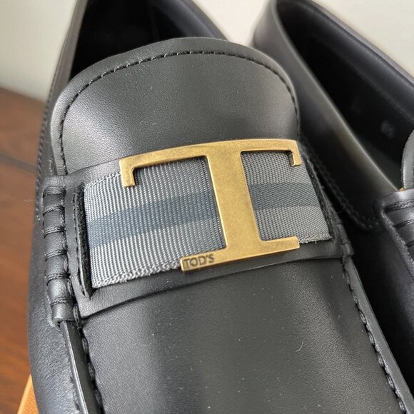 Tod\'s‎ Men\'s Black Leather Gommino 122 \